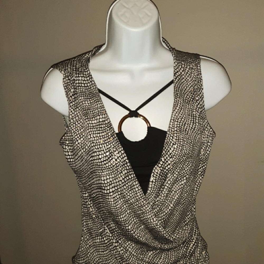 Sexy top size medium